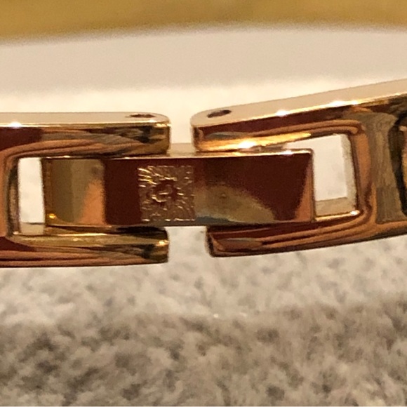 Anne Klein Bracelet,  gold tone w/ navy blue enamel, foldover clasp, extra link - Picture 10 of 13